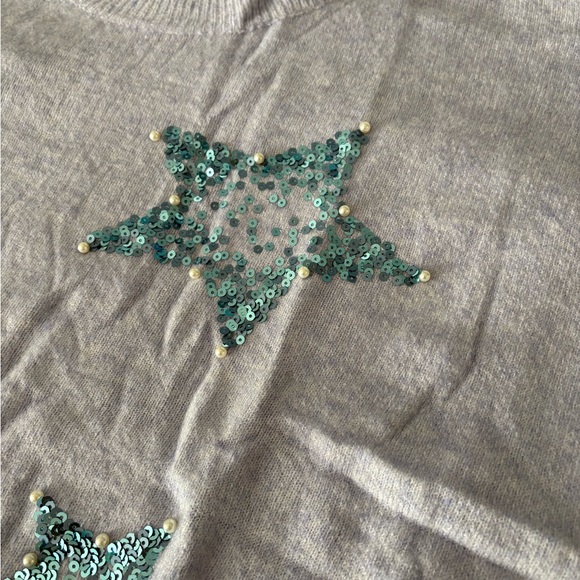 Fantastic Fawn Pastel Sweater with Sparkling Stars - Picture 5 of 9